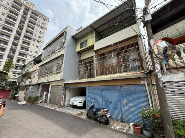 機場生活圈房仲 中壢南亞商圈 面寬透天 現況三層樓 照片 2