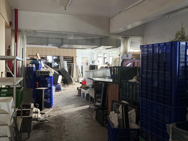 黃泓洲 土地策略顧問推薦側 門後大型停車場極優嶄新拉皮30米面寬獨棟廠辦 照片 17