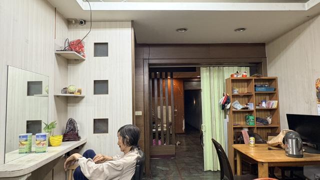 黃泓洲 土地策略顧問推薦台茂旁黃金店面 照片 3