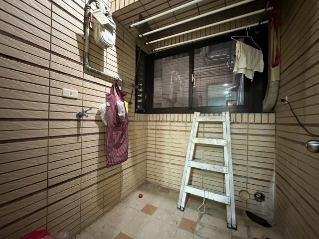 基隆買房找阿蓮 暖暖台北大鎮悠活三房平車 照片 20