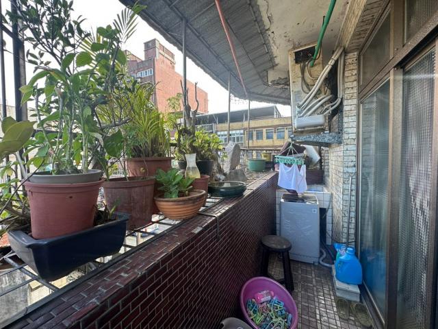 基隆買房找阿蓮 專約安樂市場旁黃金三房 照片 15