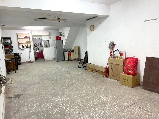 基隆買房找阿蓮 專約西定路正馬路店面 照片 4