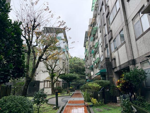 基隆買房找阿蓮 專約信義大街3房平車 照片 17