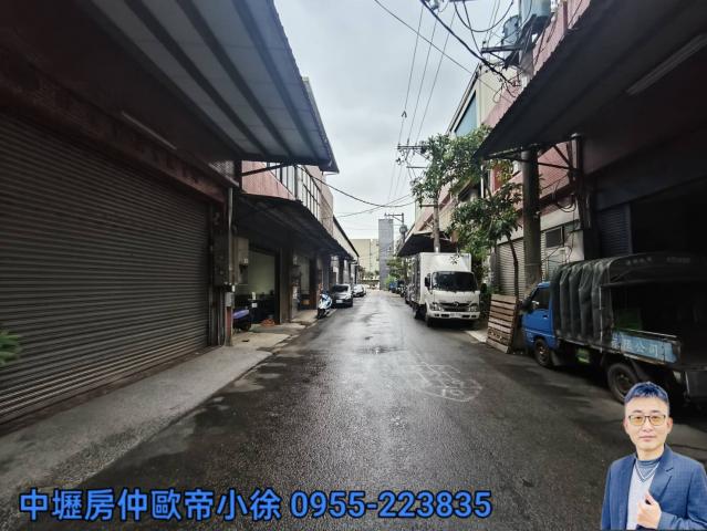 中壢房仲歐帝小徐 桃園新興高中旁 乙工 大面寬 挑高廠房 照片 3