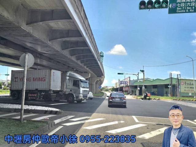 中壢房仲歐帝小徐 高鐵南路 約15米大馬路 丁工 方正工業地 照片 3