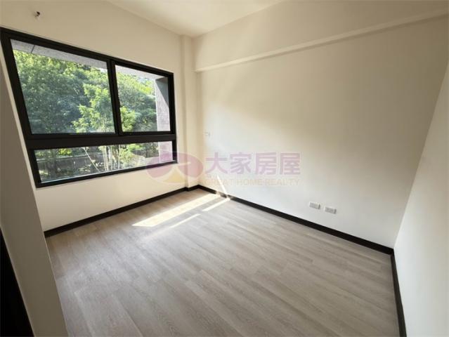 土城電梯店面廠房 寶佳淳青3房雙衛+車位 照片 5