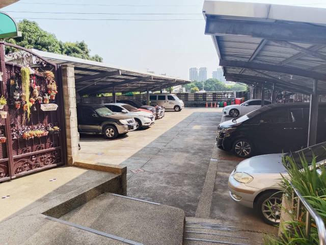 台中房產許哥Clay 十四期長青墅中庭花園漢神洲際商圈大別墅 照片 3