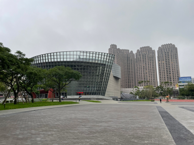 桃園幸福房仲 【專任】桃園藝文特區門面.中悅收租金店面 照片 4