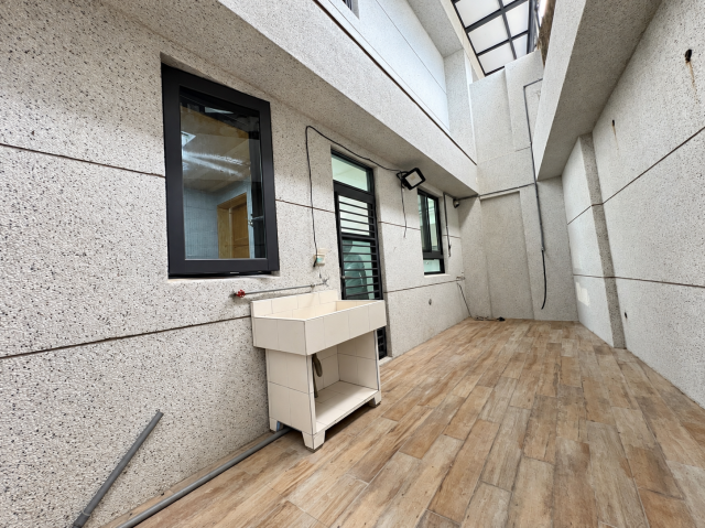 南投草屯在地房仲 草屯隘寮大建坪大地坪豪華美別墅 照片 14
