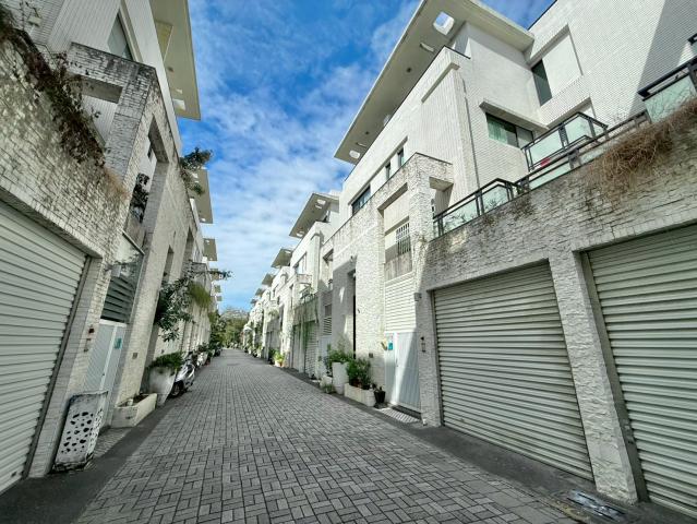 台南房仲顧問 善化中正中山商圈美透天 照片 18