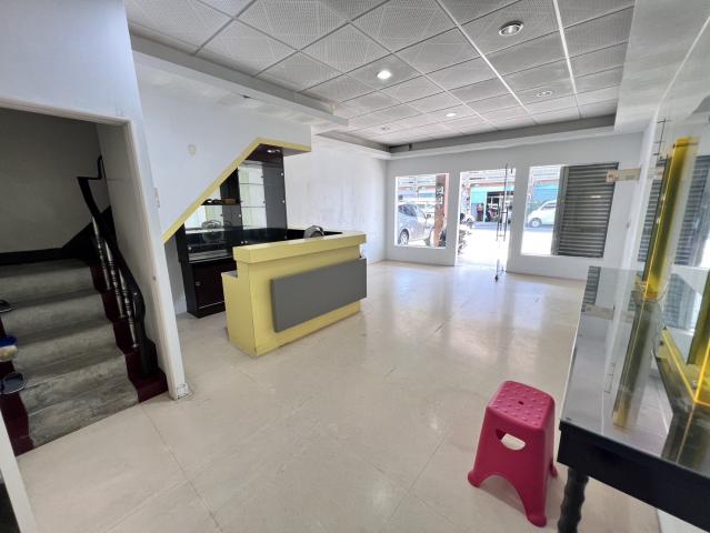台南房仲顧問 近佳里國中店住 照片 3