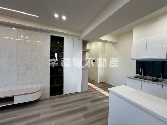 安南專業房仲 清景麟美學美裝潢三房平車 照片 8