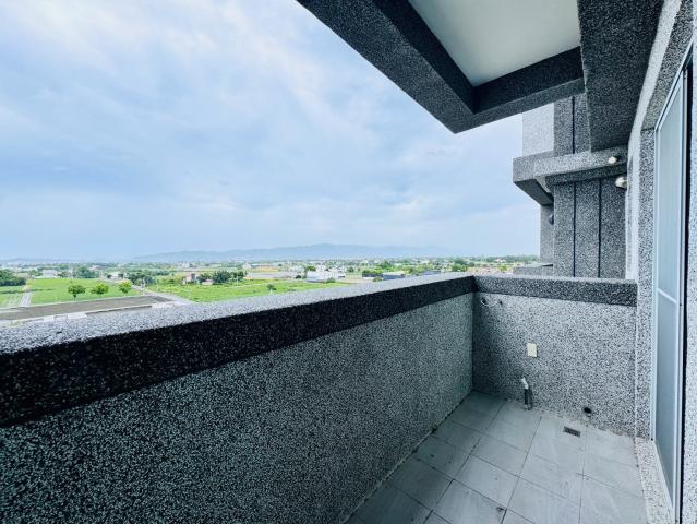 花蓮房仲專家 永慶蕙菱 專任吉安客家村兩房雙衛華廈 照片 16