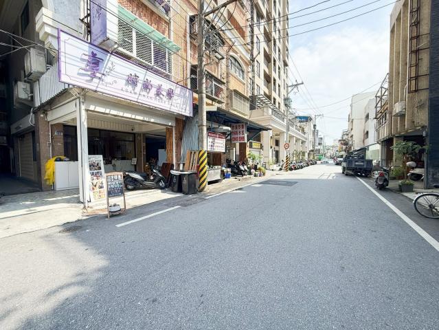 花蓮房仲專家 永慶蕙菱 市中心工業風景觀華廈 照片 13