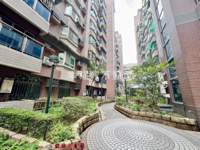 台南北區買房顧問 東區走路到巴克禮公園四改三房平車 照片 12