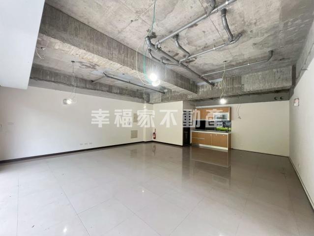 台南香香姐推薦好房 德高國小旁昕視界超級金店面 照片 10