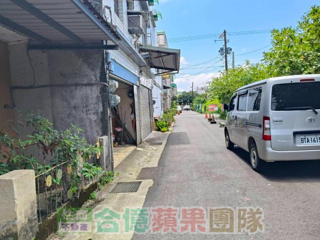 國軍總醫院旁~低總價透天厝 照片 4