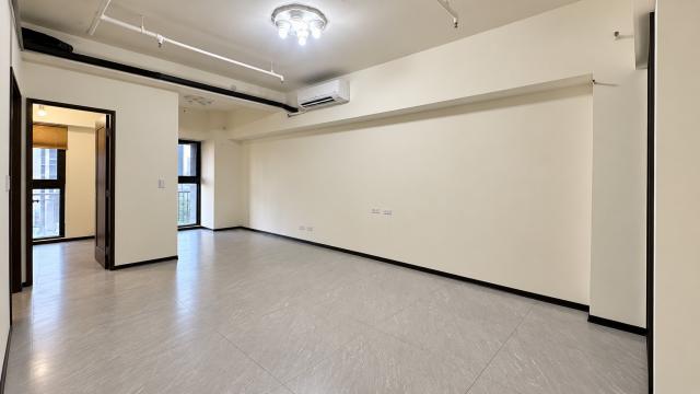 三民房產顧問 高醫商圈核心仰德悅稀極少釋出|輕屋齡2+1房 照片 8