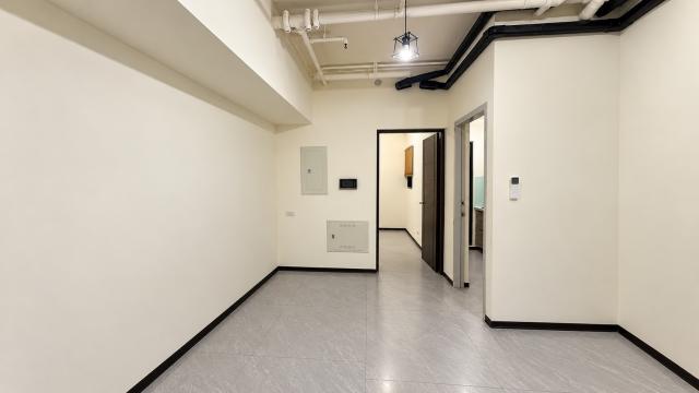 三民房產顧問 高醫商圈核心仰德悅稀極少釋出|輕屋齡2+1房 照片 9