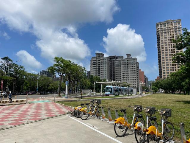 高屏好房柔柔 現代風華 農16公園生活+輕軌便利+邊間通風 照片 2