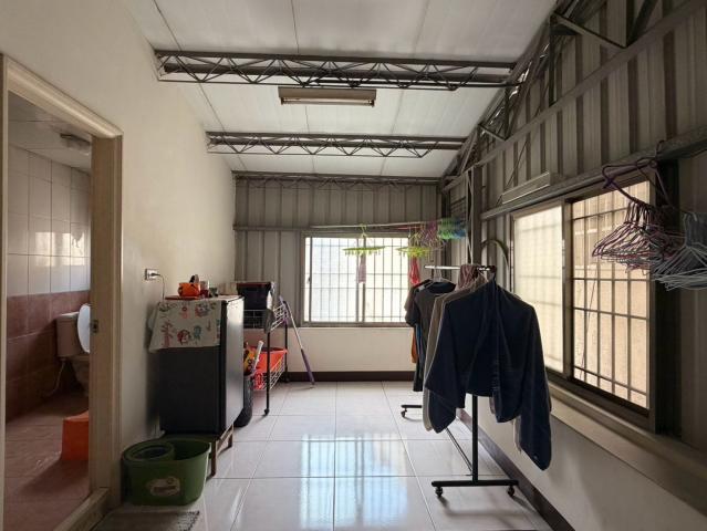 高雄買房永彬 美麗島捷運站|特商二土地3層樓未保存登記透天 照片 14