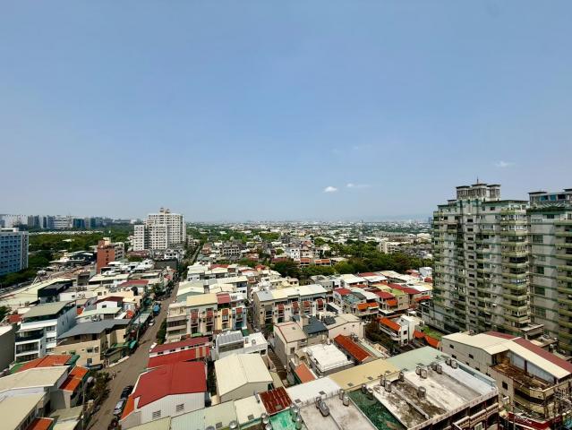 中科房仲560 再賣一間~中科御景江山大3房+休旅車位 照片 16