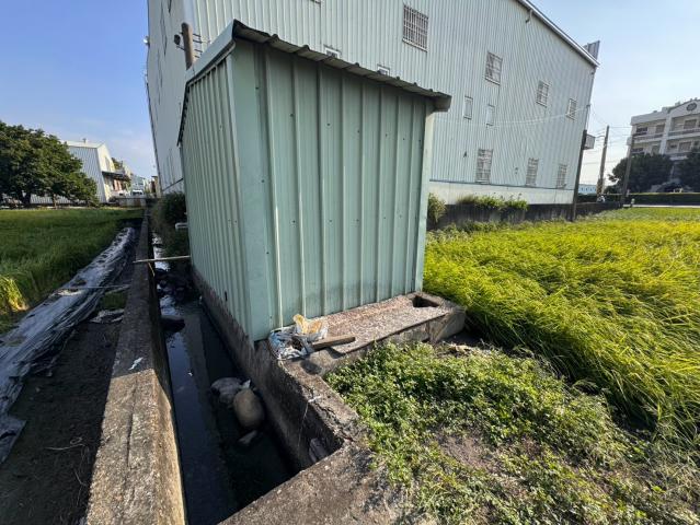 霧峰房屋土地買賣烏日正溪南路大面寬40米美農地 照片 5