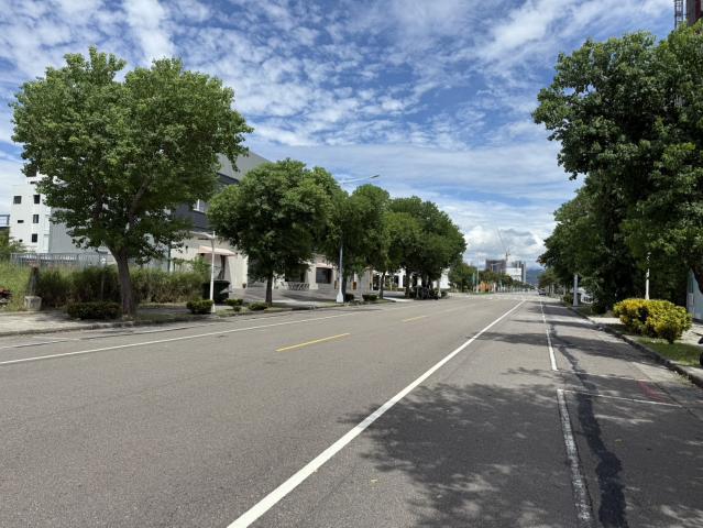 台中好房賣屋  ㊣１４期洲際漢神百貨旁住一之一朝東豪墅建地 照片 1