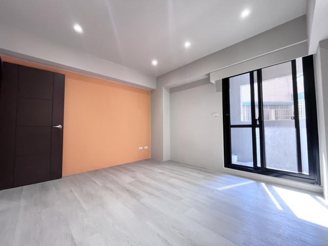 台中好房賣屋  潭子近７４｜全新整理直接入住幸福家園美三房 照片 5