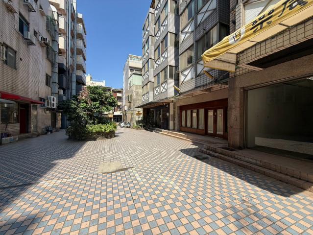 西屯中科買房 東海商圈新興路肯德基旁｜雙店面面寬一樓住家✨✨ 照片 15