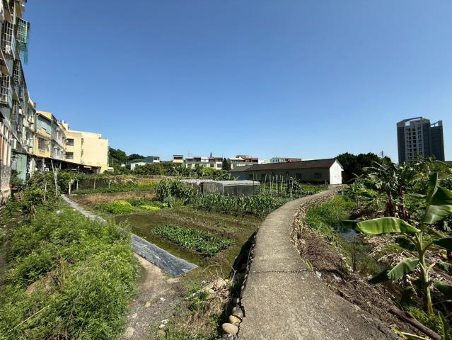 西屯中科買房 龍井區公所旁｜第四種住宅區建地｜持分331坪 照片 1