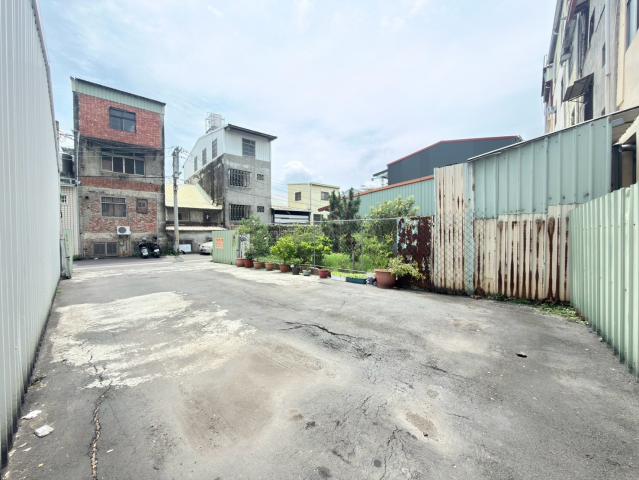 西屯中科買房 台中烏日高鐵特區✨住四方正建地✨6米大面寬✨ 照片 10