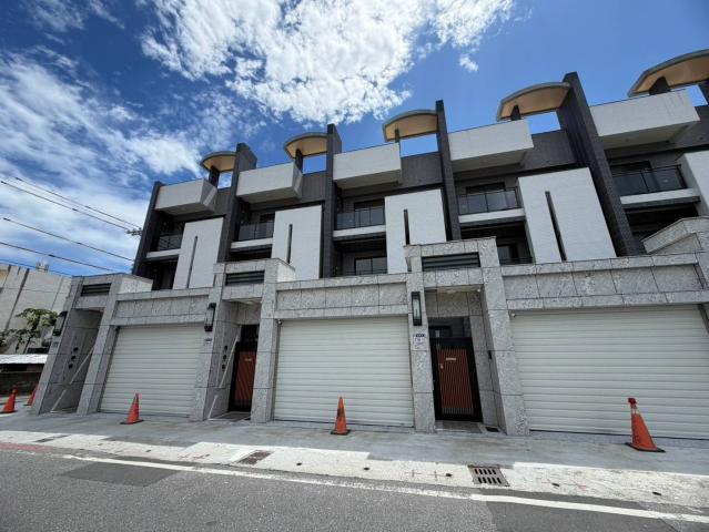 花蓮房地阿宗 花蓮市近慈濟醫院壐玥四房車庫別墅 照片 2