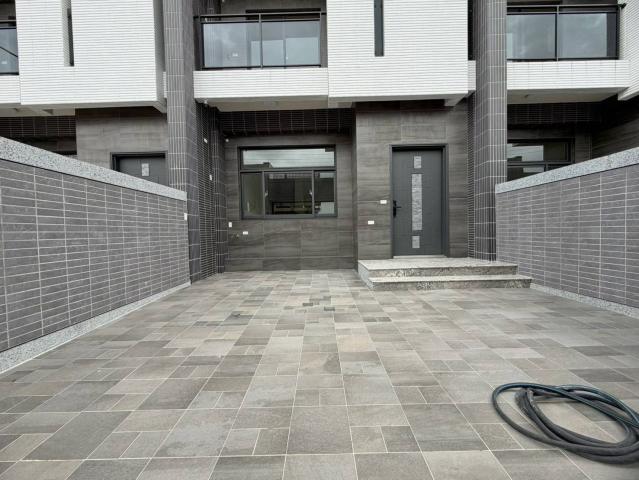 花蓮房地阿宗 花蓮市近慈濟醫院壐玥四房車庫別墅 照片 3