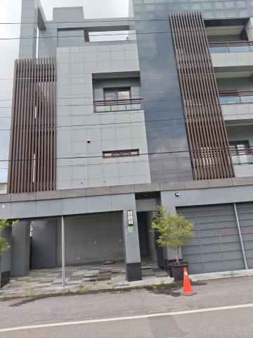 花蓮房地阿宗 花蓮吉安高抗震大面寬電梯雙車庫豪墅 照片 1