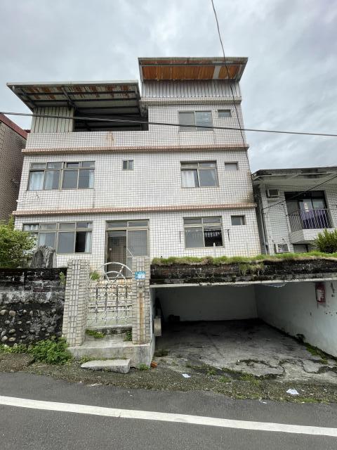 汐止房地廠辦買賣 最愛堪農~獨棟庭院車庫別墅 照片 1