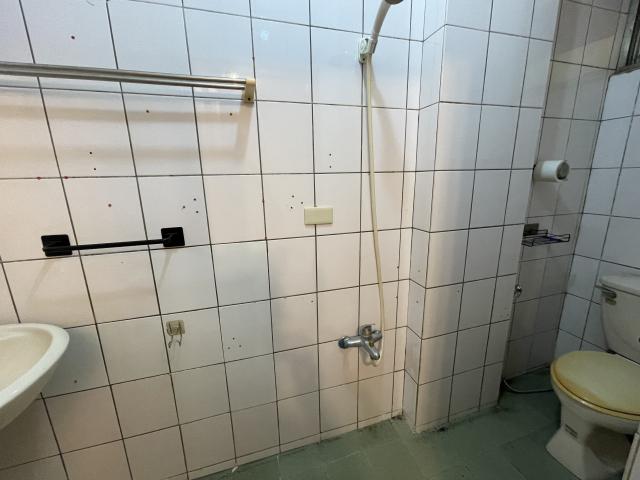 汐止房地廠辦買賣 最愛堪農~獨棟庭院車庫別墅 照片 9