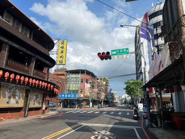 林口房屋專業阿達 頭前工業區、化成路商圈雙面路角地透天廠辦 照片 19