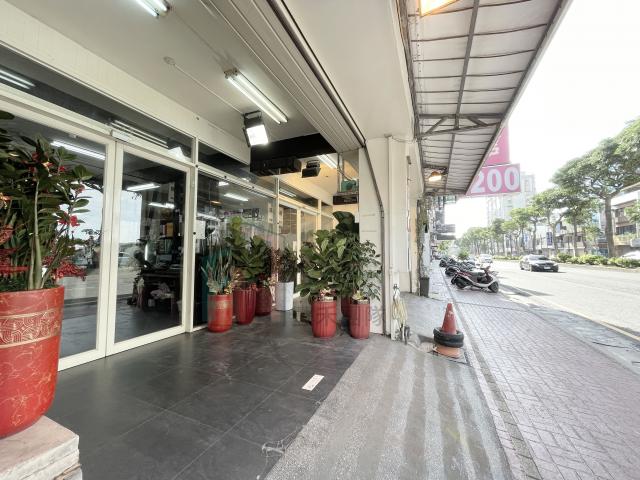 中壢好房專家 大地坪大面寬電梯雙店面 照片 2