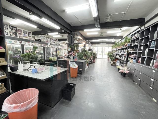 中壢好房專家 大地坪大面寬電梯雙店面 照片 3