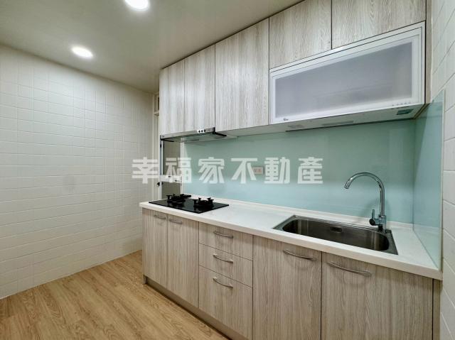 台南房仲晴媛,東區近南紡三房二樓整新寓 照片 3