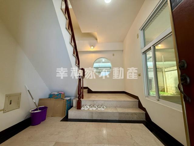 台南房仲晴媛,虎尾寮裕孝邊間綠境朝南車墅 照片 15