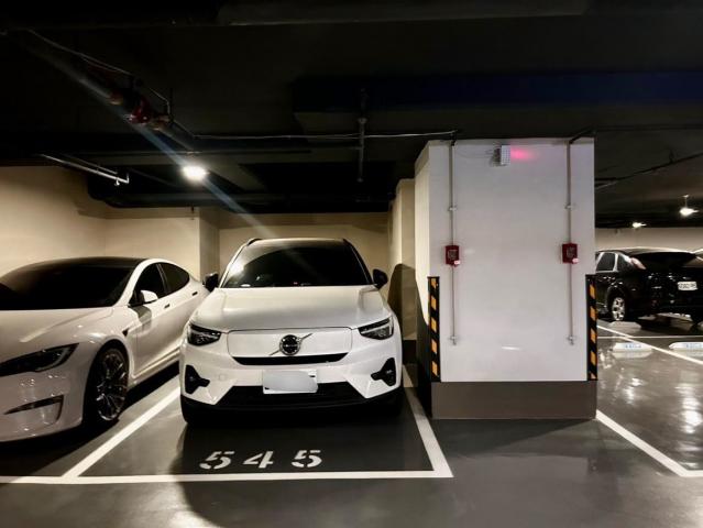 台南房仲晴媛 上東城邊間美裝三房平車 照片 11