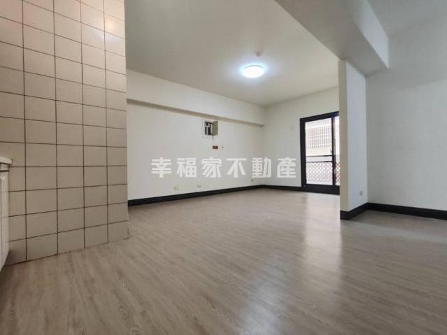 台南房仲晴媛 急售-成功新村整新三房平車 照片 14