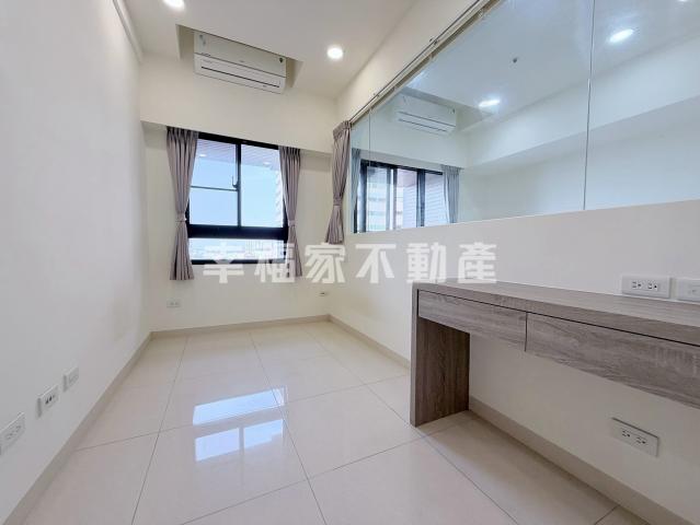 台南房仲晴媛 搶手!安平蛋黃區邊間三房 照片 7