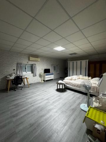 湖內正RK8對面全聯旁大坪數住辦透天~張秀香0956849917 照片 6