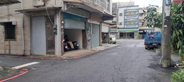 岡山前峰商圈正三樓邊間舒適透天~張秀香0956849917房屋土地 照片 6