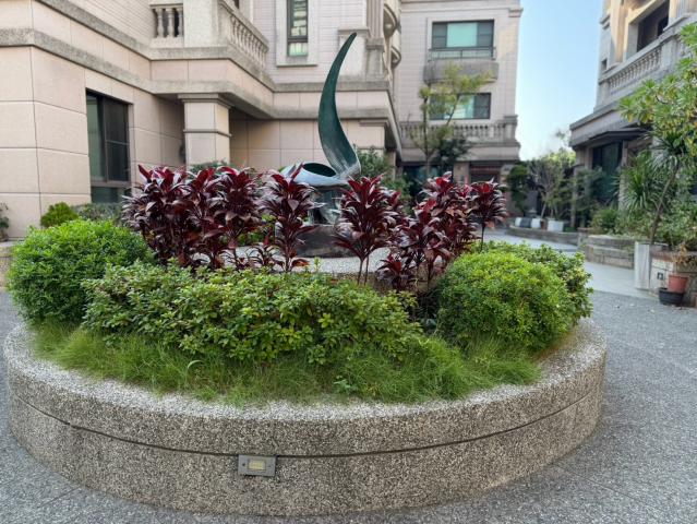 沙鹿買房買地  沙鹿富宇溫莎莊園大地坪邊間電梯美別墅 照片 1
