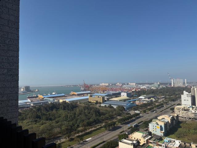 沙鹿買房買地  聯悅臻高樓層全新優質精裝+平車 照片 7