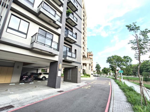 南高雄買房 大東捷運【彩虹城堡】溼地公園河畔明亮優質2房 照片 17